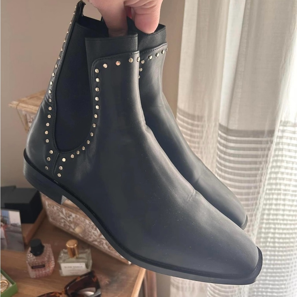 ZARA brand boots